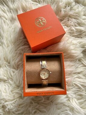 NWT Tory Burch Kira Watch